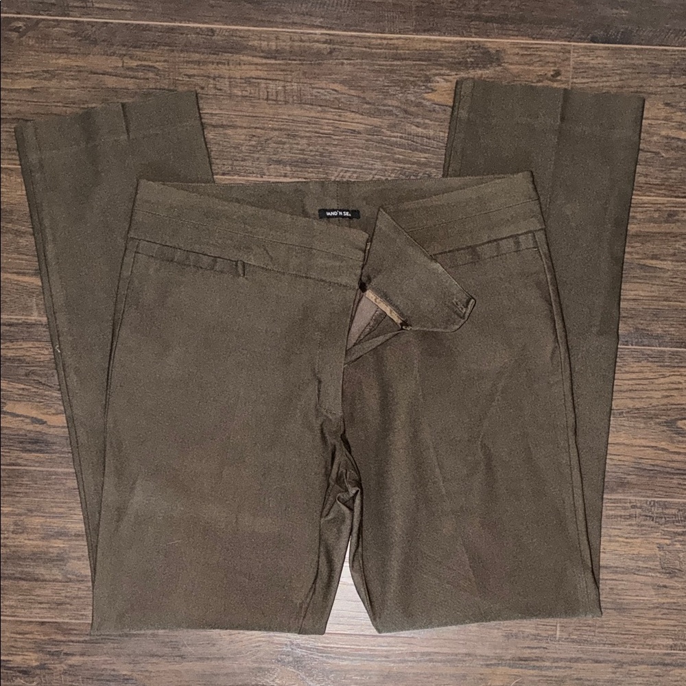 Straight Leg Dress Pants in Olive Brown
